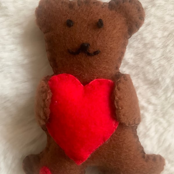 Felt bear Valentine’s Day gift