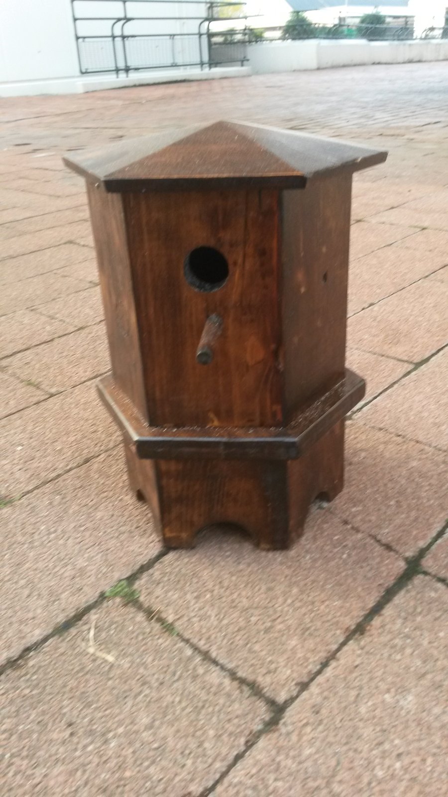 Hexagonal nesting box, app 30 x 20 cm