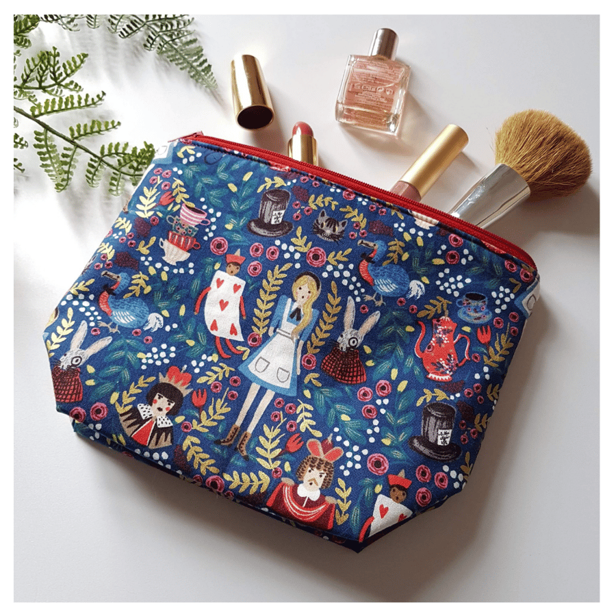 Alice in wonderland makeup pouch
