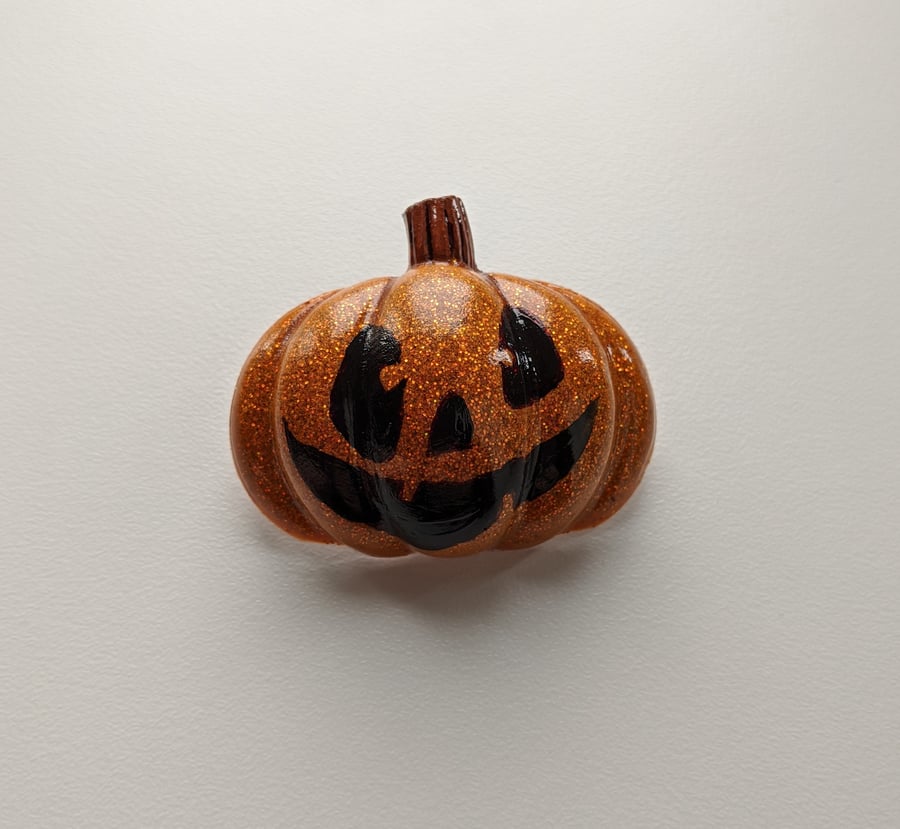 Hand painted creepy 3D pumpkin brooch (fangs sold)