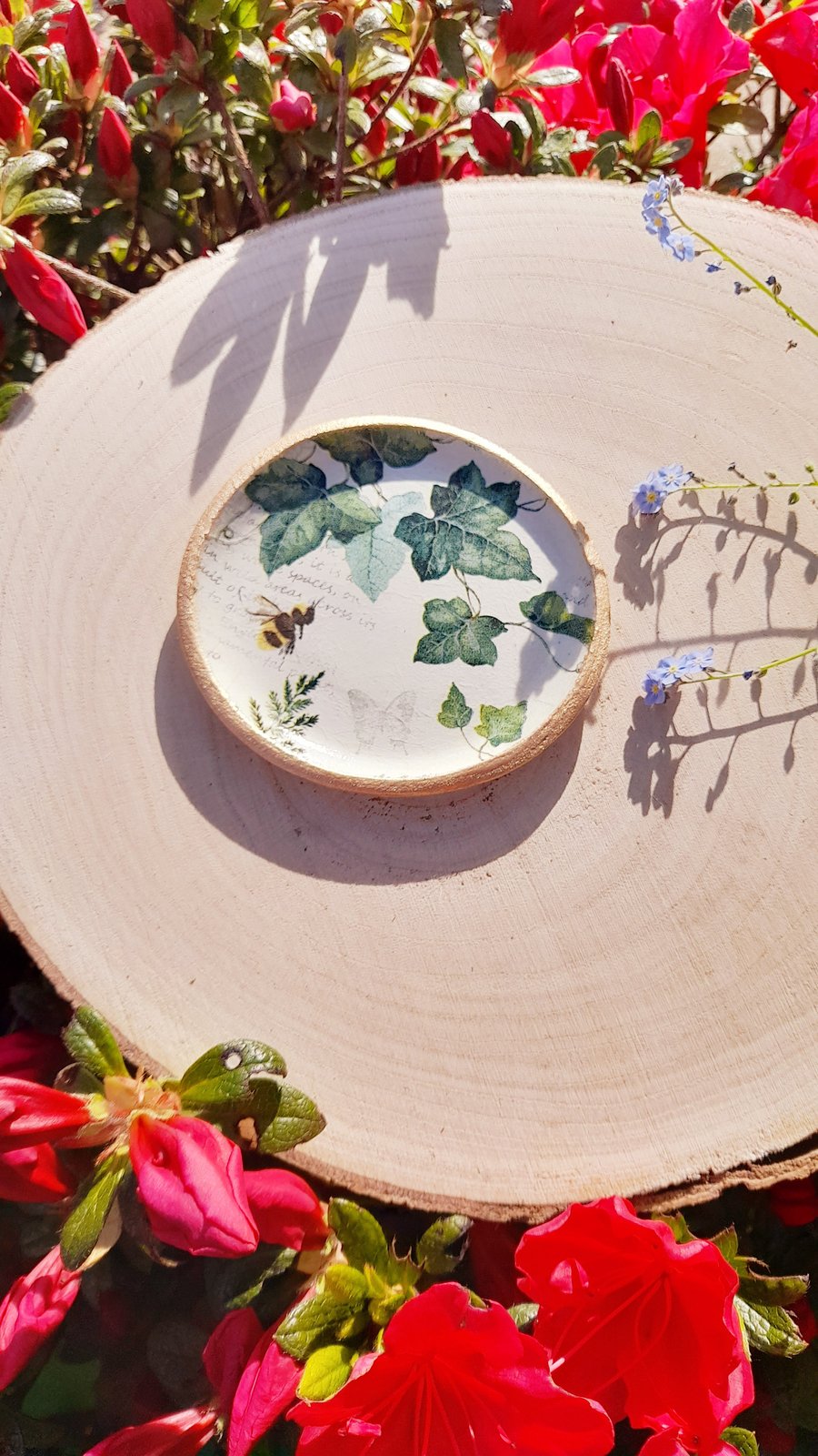 Clay Trinket Dish Bee & Ivy