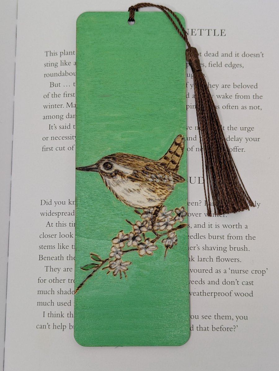 Wren bookmark, pyrography, wooden gift for a bird lover 