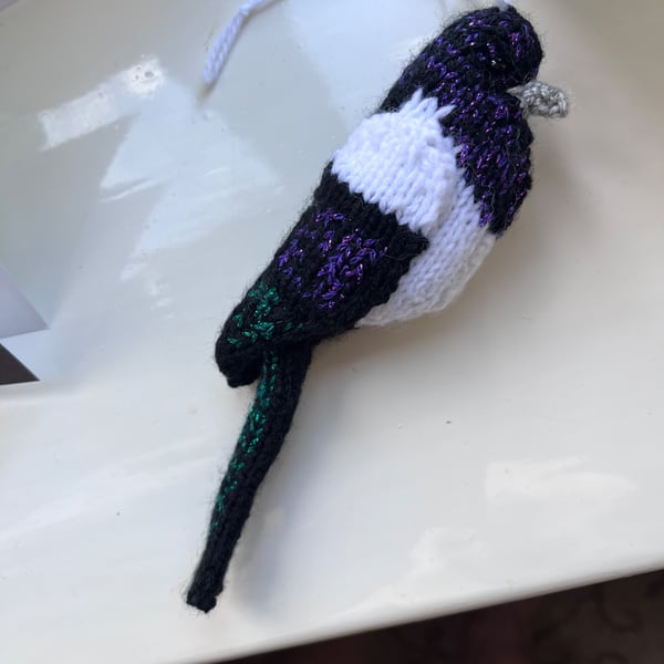 Magpie bird hand knit tree decoration 