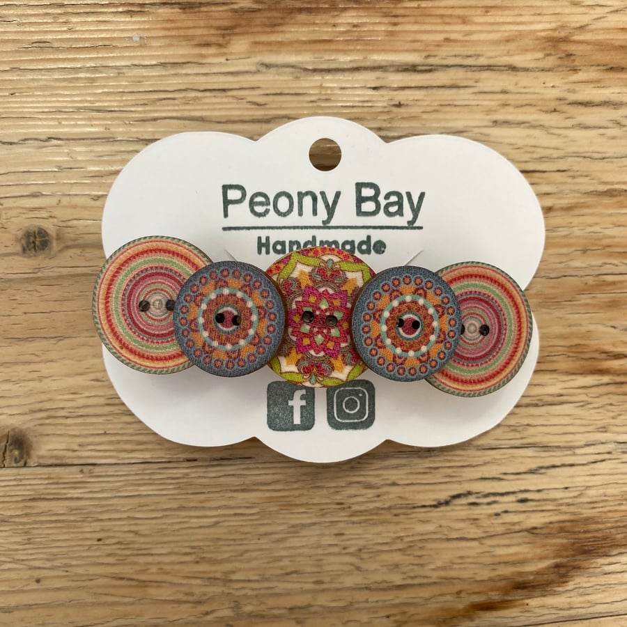 Women’s button barrette hair clip