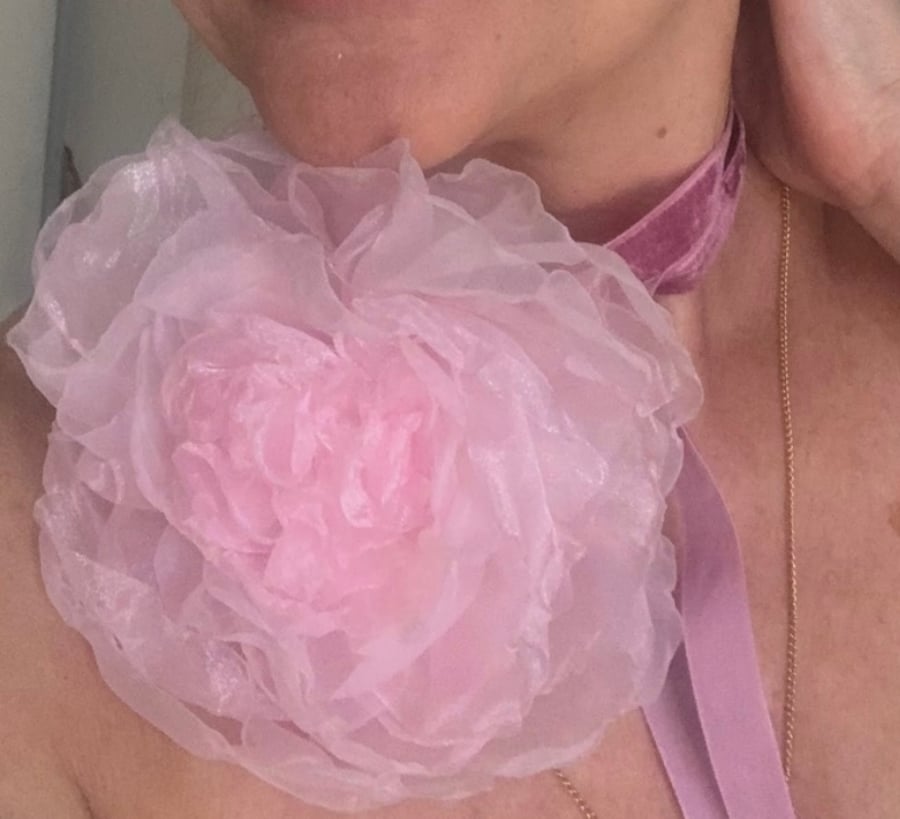 Pink organza flower choker brooch 