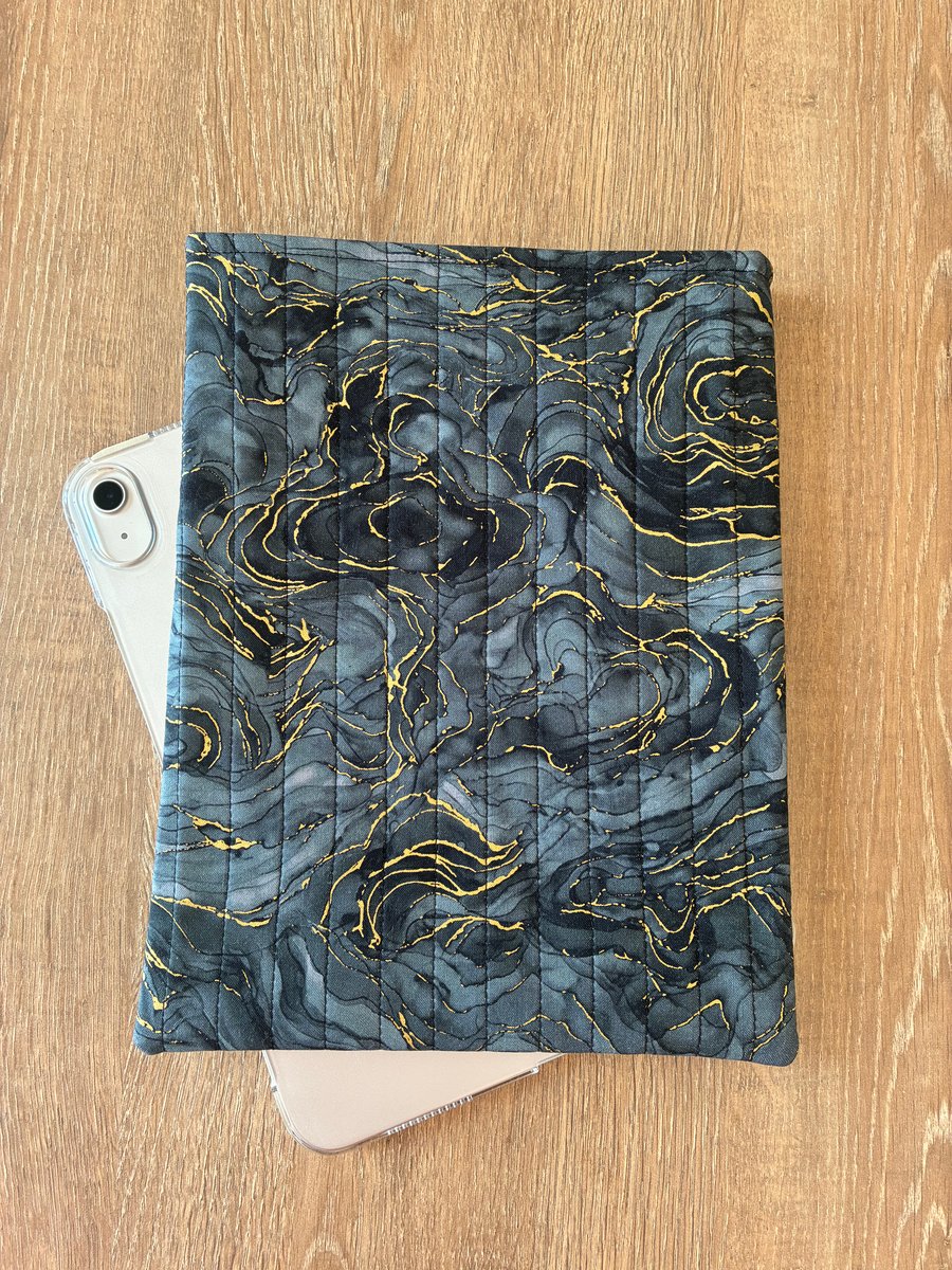 Black Grey And Gold Marble Effect Quilted Fabric I-Pad Sleeve