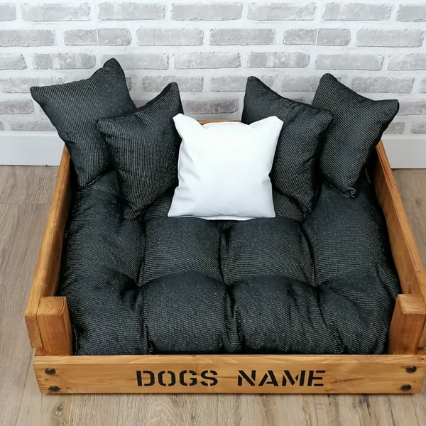 Personalised large dog outlet beds