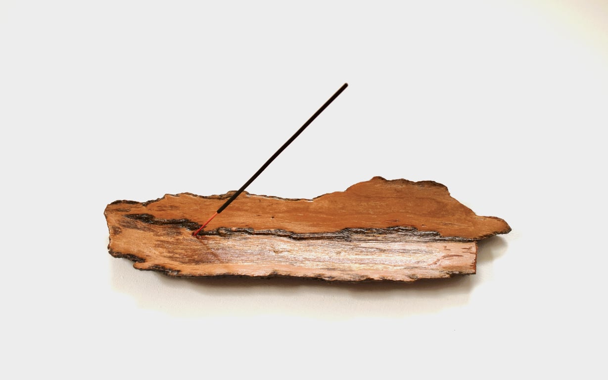 Rustic incense holder (large)