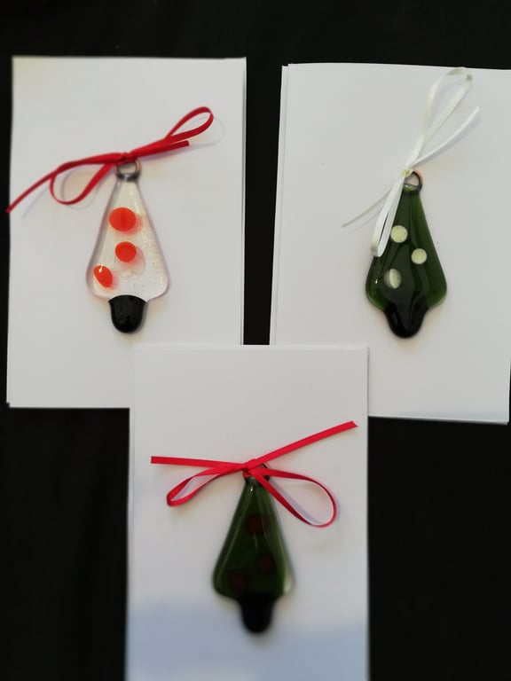 Mini Christmas Tree - Fused glass