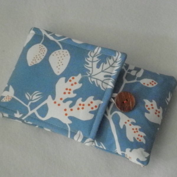 Ipad mini padded case.Autumn leaf print. free worldwide postage