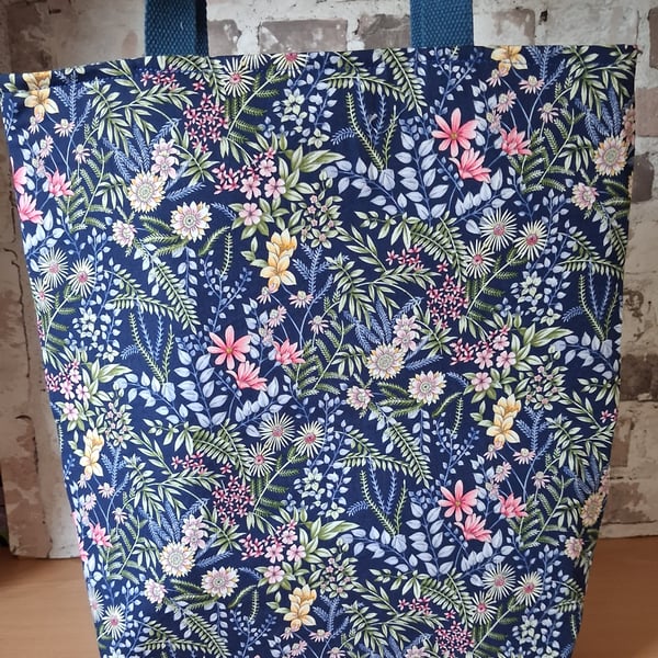 MULTI COLOURED FERNS AND FLOWERS TOTE