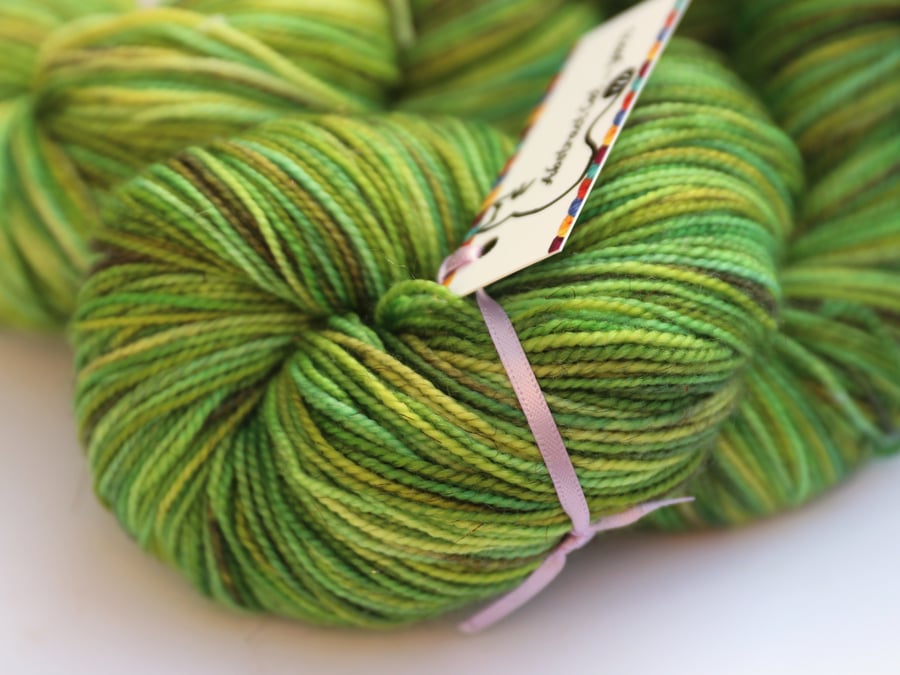 SPECIAL SECOND: Lime Sparkle - Bronze sparkly superwash merino nylon 4 ply yarn