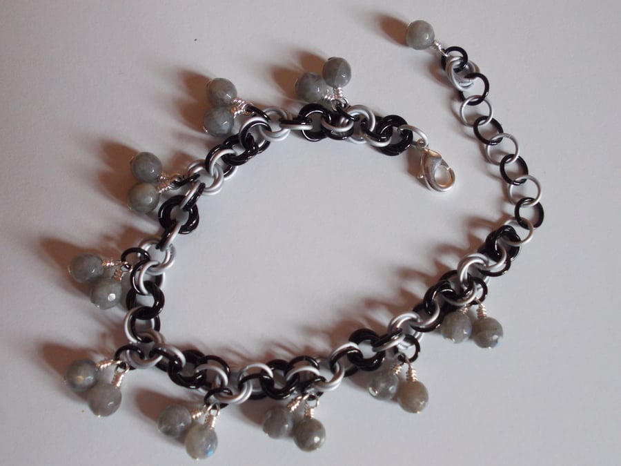 Black and white chainmaille bracelet with labradorite charms