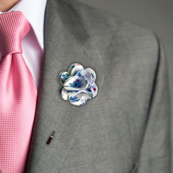 Flower Lapel Pin, White Flower, Wedding Buttonhole