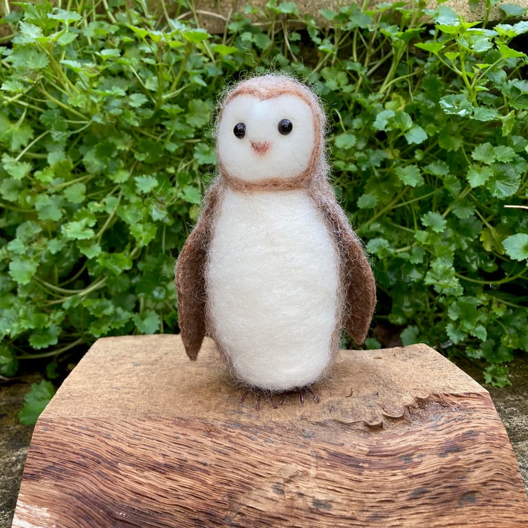 Woollen sculpture, mini owl, needle felted model