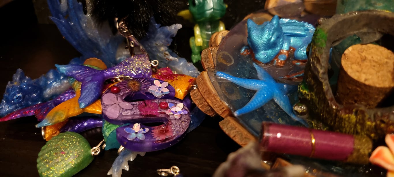 Dragonkind Novelties