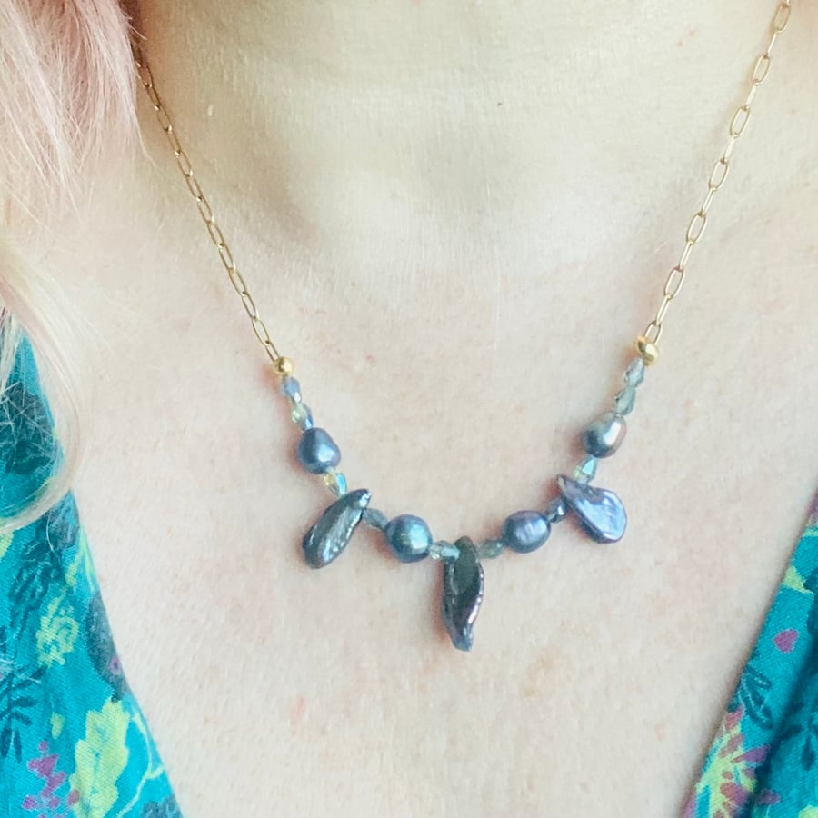 Baroque pearl necklace on gold chain - grey blue - BPCN03