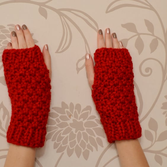  Fingerless Gloves Wine  Super Chunky Knitted