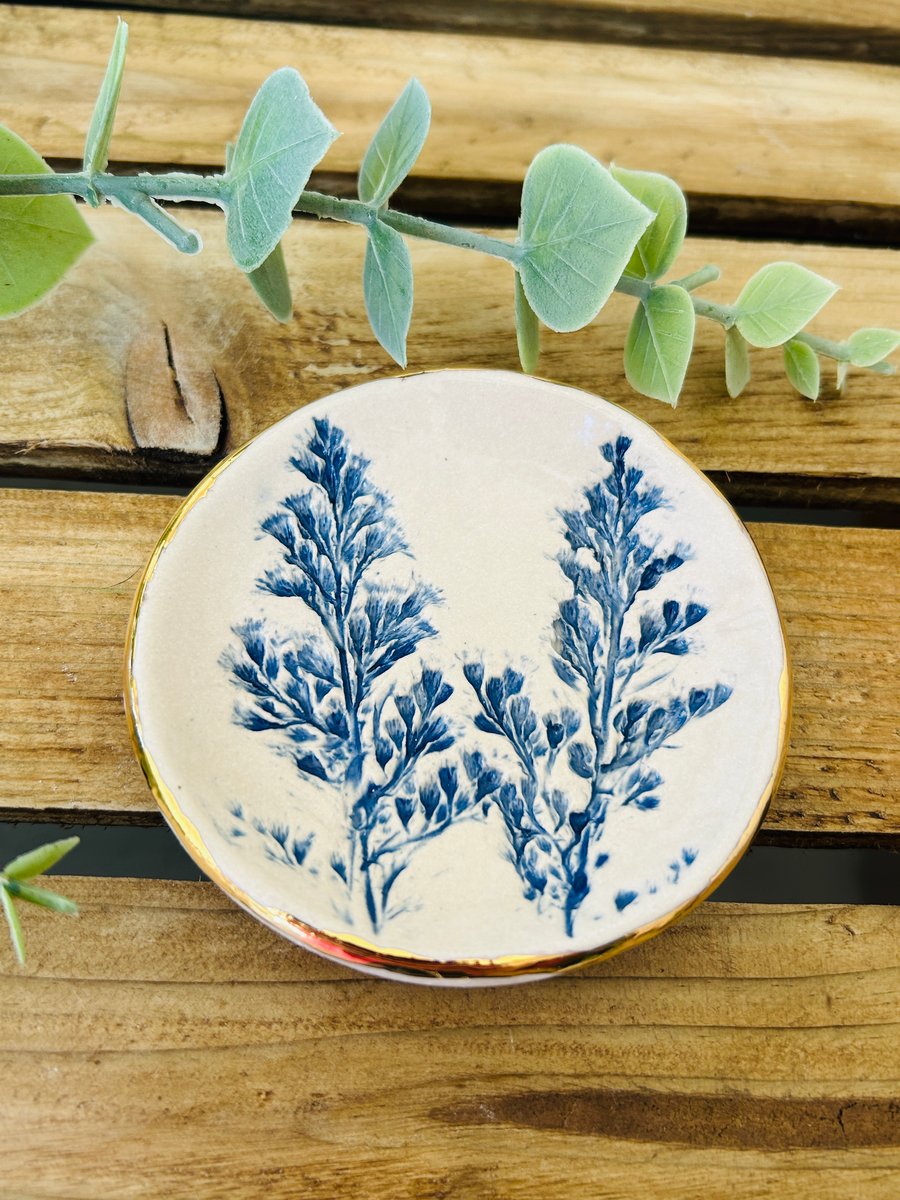 Little Botanical Dish