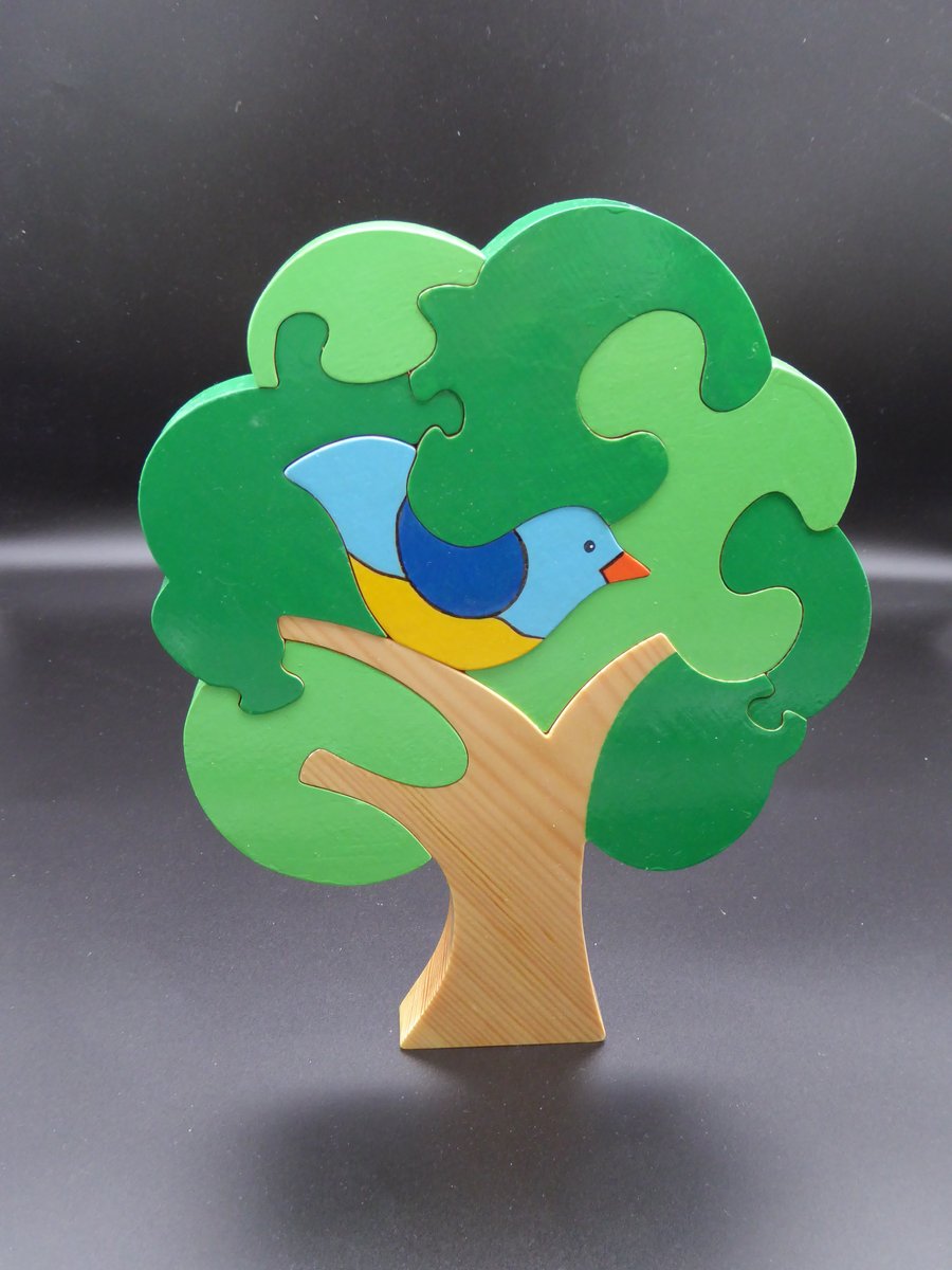Bird in Tree Puzzle