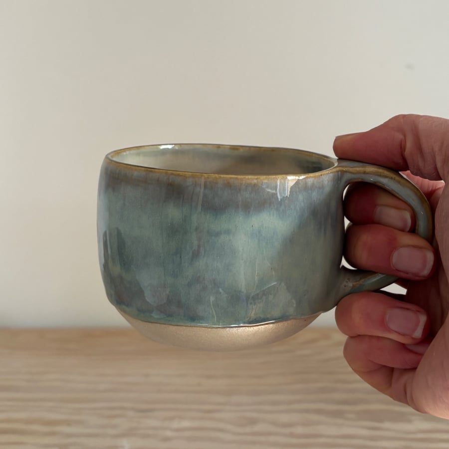 Handmade ceramic mug, 350ml coffee cup