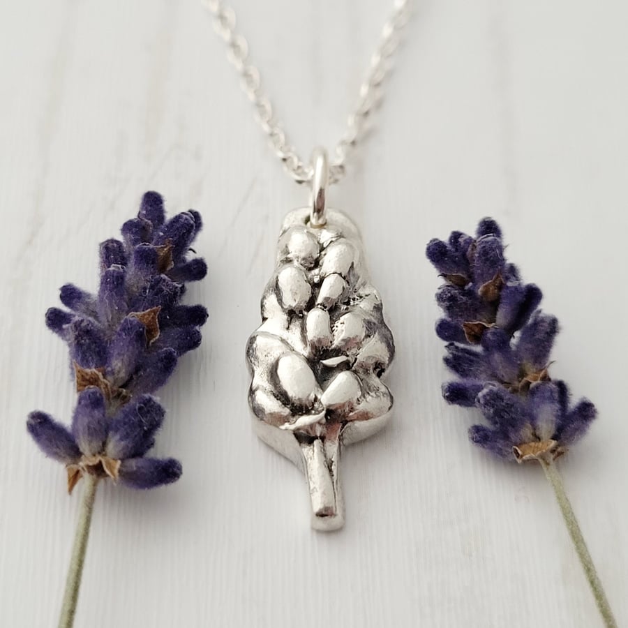 Lavender Flower Necklace 