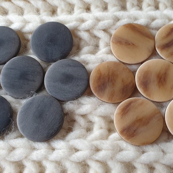 1 & 1 8" 28mm 44L Marbled Stone look Italian Buttons in 2 fantastic colours