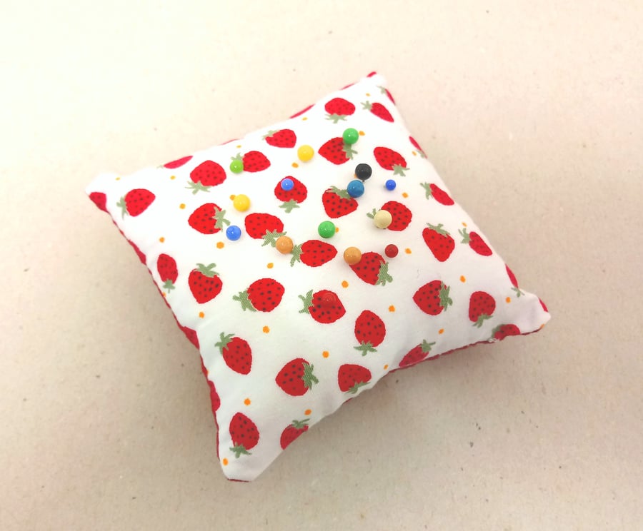 Pin cushion in white with strawberries pattern, handmade sewing accessory