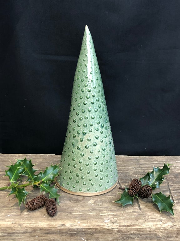 Vintage green dotty tree