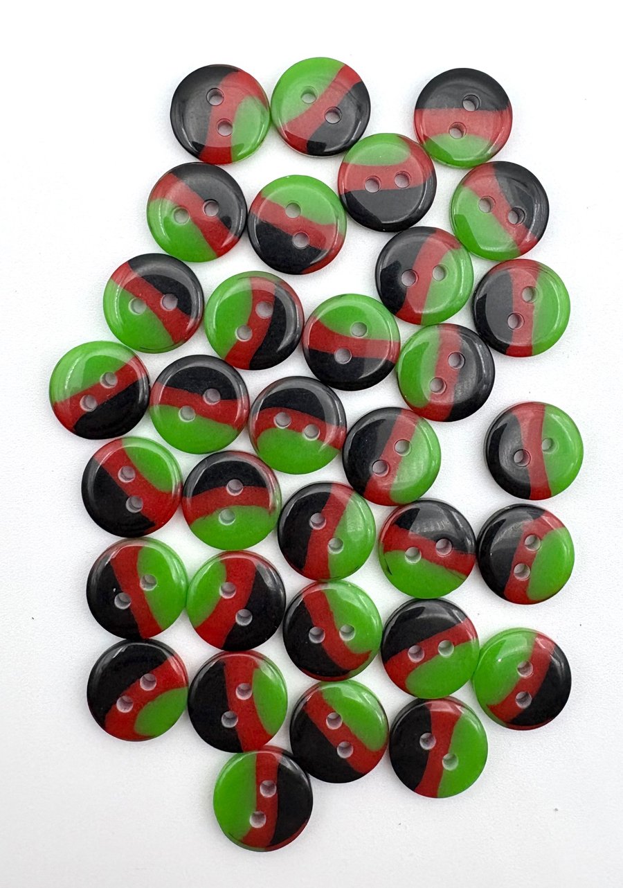 30 Green, Red and Black 13mm Smartie Buttons, Glossy, Bigger Bag
