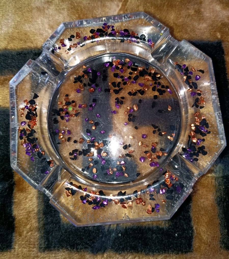Decorative dish handmade 