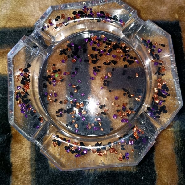 Decorative dish handmade 