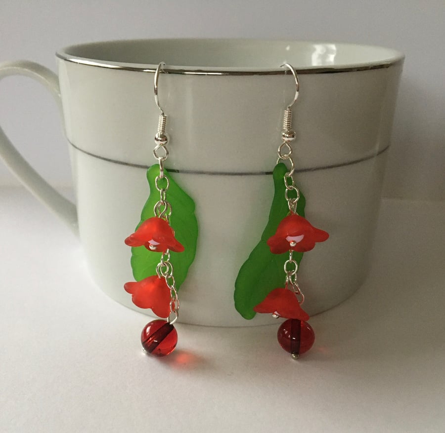 Summer garden green leaf with red flowers dangle earrings.