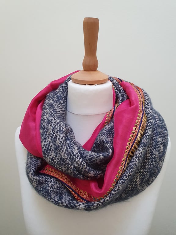 Sari silk and tweed infinity scarf. Double sided. Pink Navy Soft White with gold