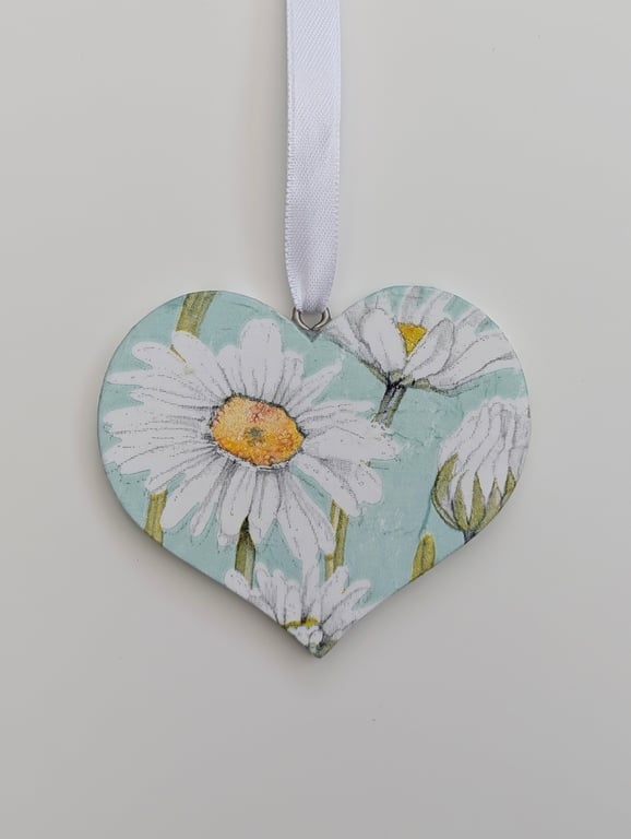 Daisies wooden hanging heart decoration, pretty Mother's Day gift idea
