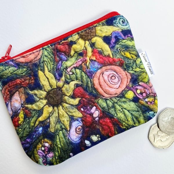 Flower coin purse, card holder or makeup bag. 