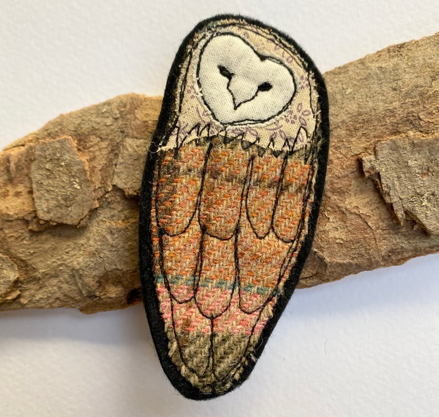 Up-cycled embroidered owl brooch pin or badge. 