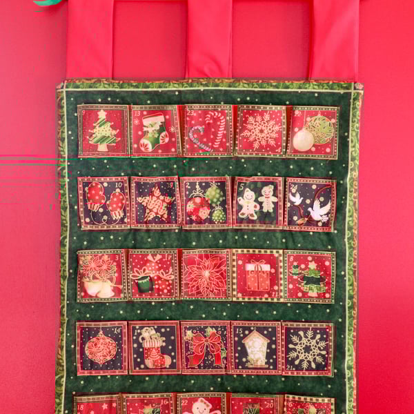 Festive Traditional Advent Calendar 