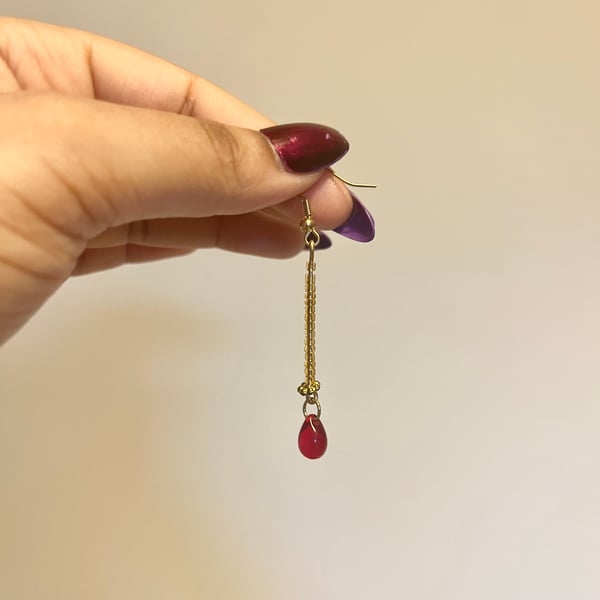 Red drop earrings 