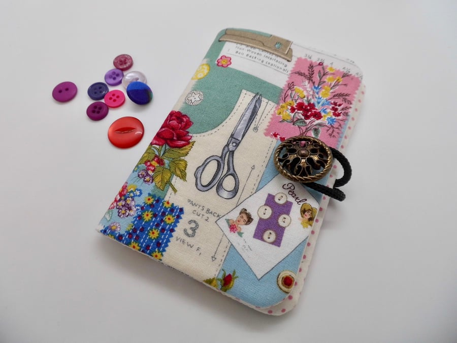 Sewing needle case in dressmaking theme fabric