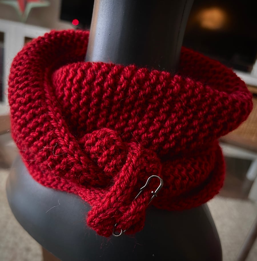 Hand Knitted 25% Wool Sophie Scarf with Kilt Pin