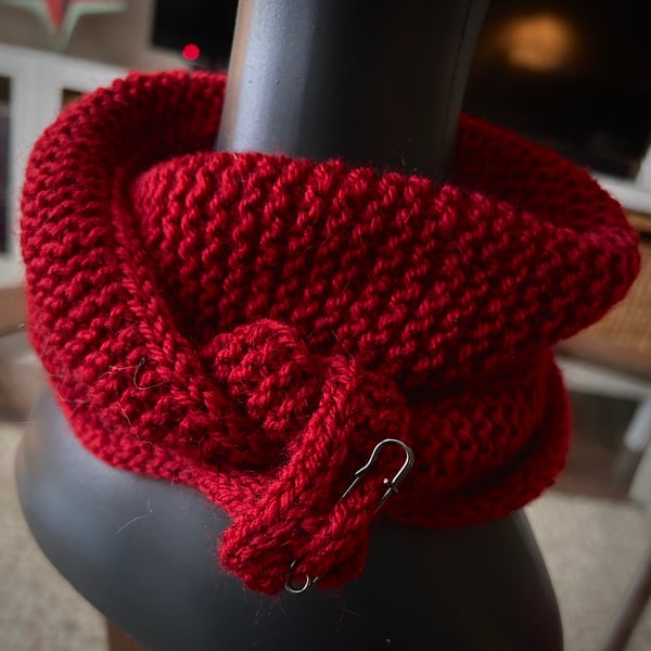 Hand Knitted 25% Wool Sophie Scarf with Kilt Pin