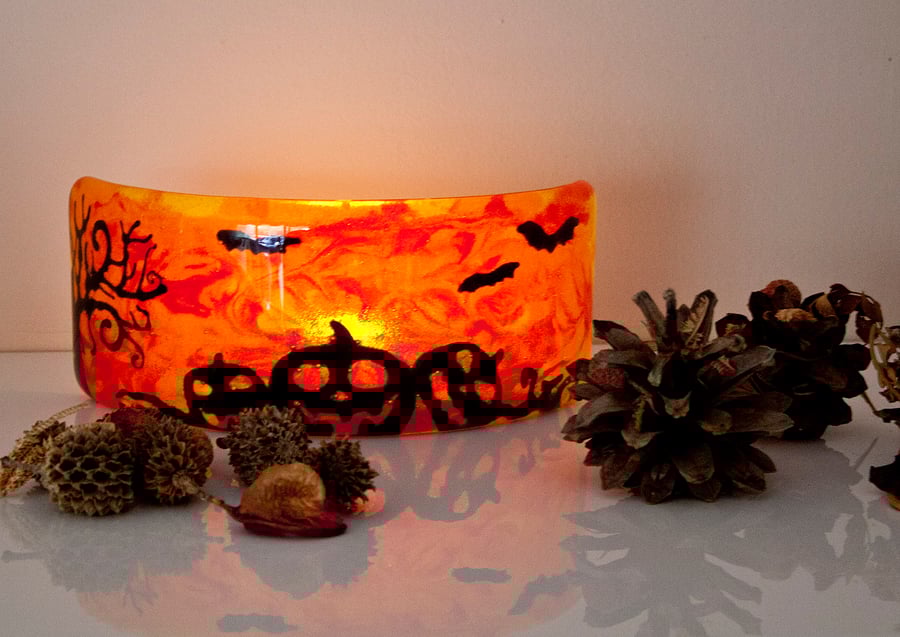 Fused Glass Halloween Pumpkin Patch Curved Picture Decoration Ornament
