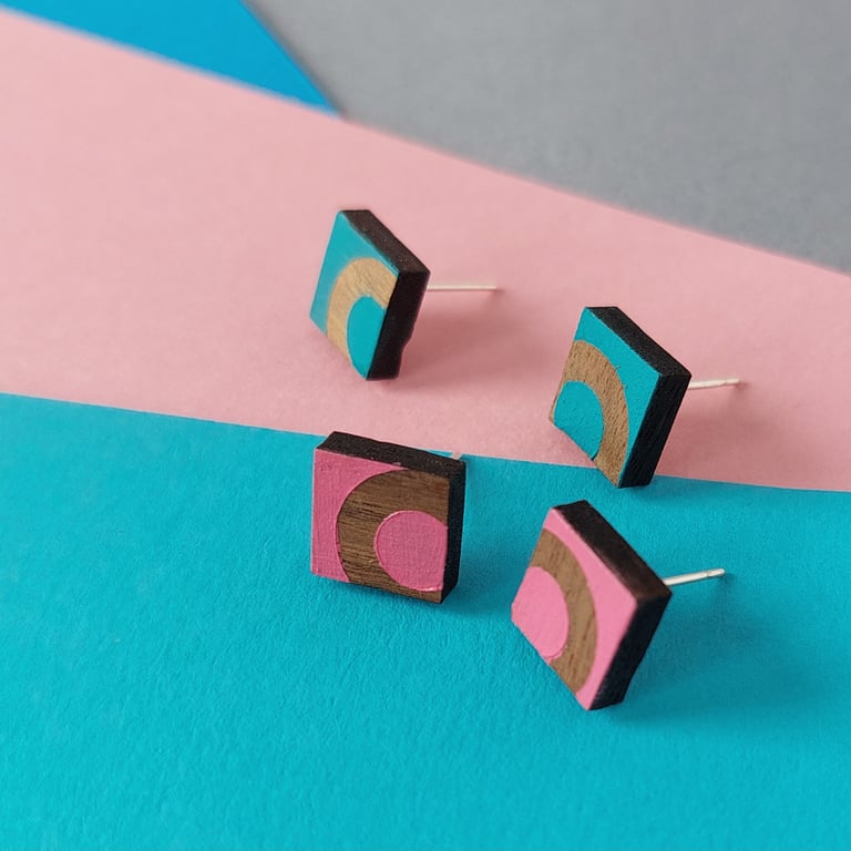 Square colourful wooden studs with curve detail