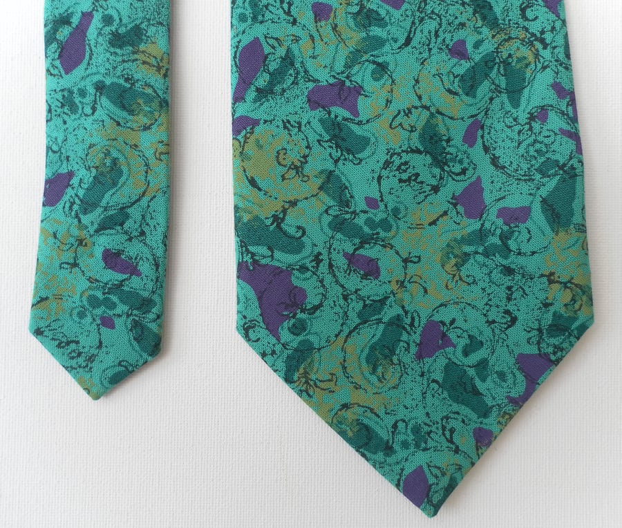  Men’s tie, necktie, green with abstract pattern, Father's Day