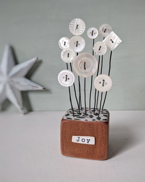 Mother of Pearl Buttons in a Wood Block 'Joy'