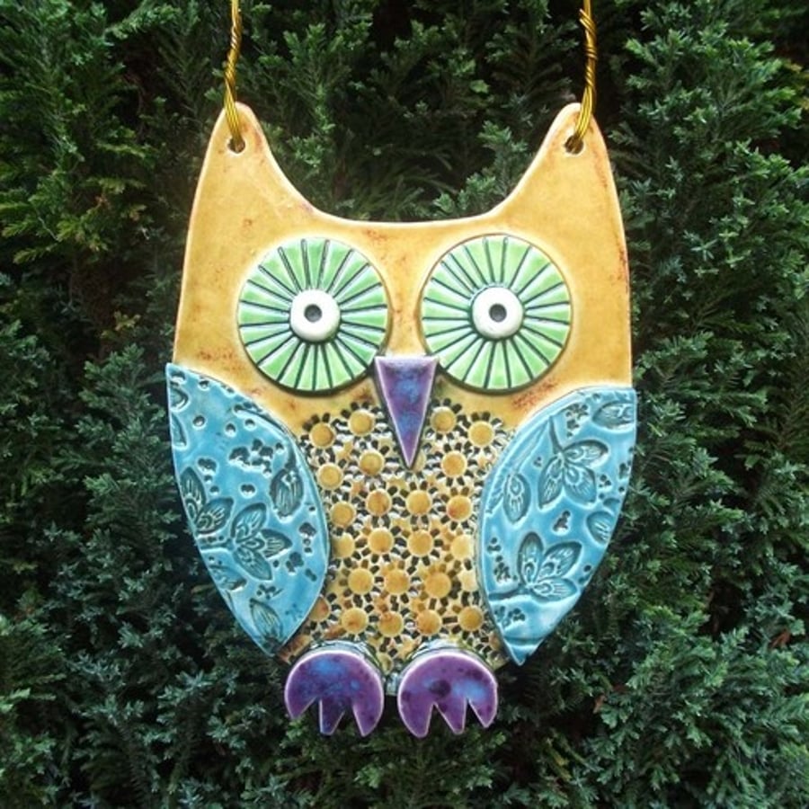 Ceramic owl hanging decoration 
