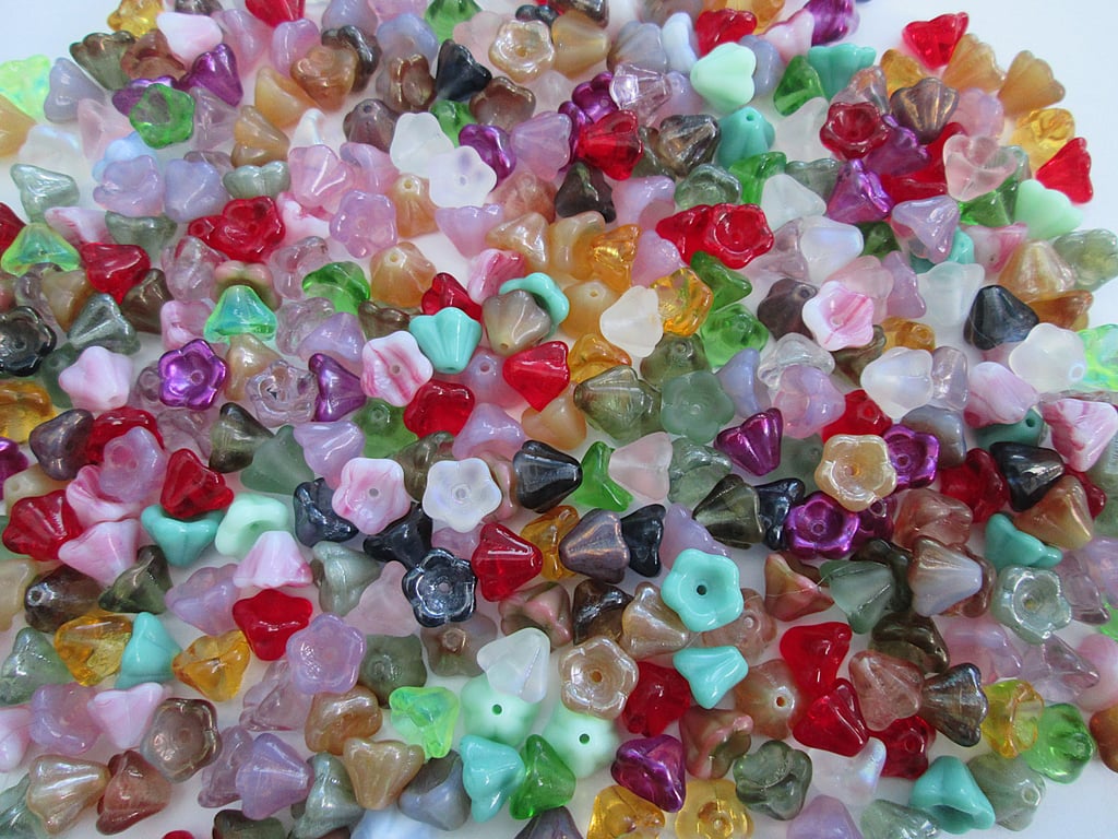 Destash 7mm czech glass flower beads