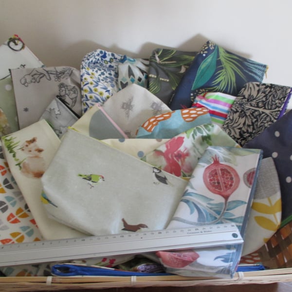 Five Medium Sized Toiletry Bag - Pot Luck Selection