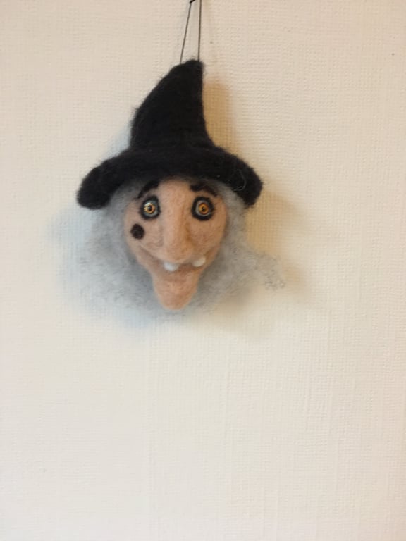 witch head hanging bauble Perfectly imperfect